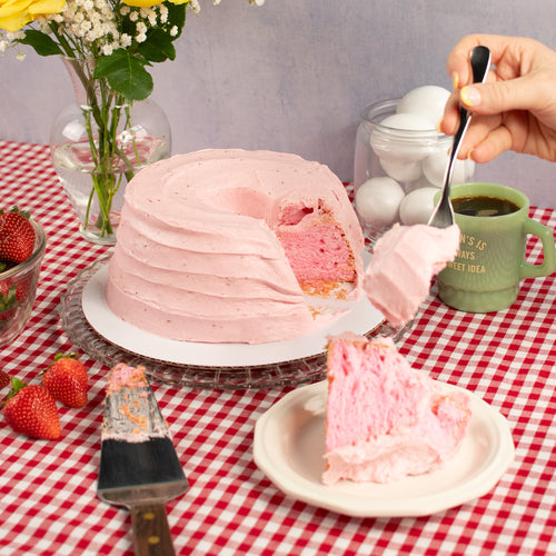 Strawberry Angel Food Cake - Original Recipe from 1945