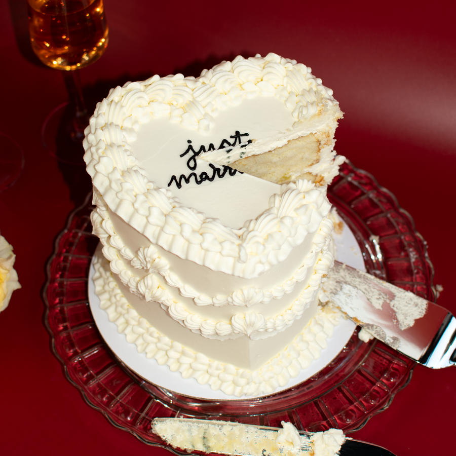 Wedding Heart Lambeth Cake