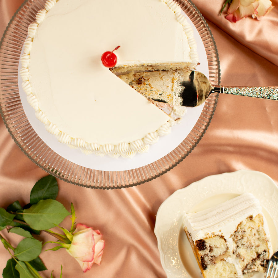 Grandma's Classic Cake